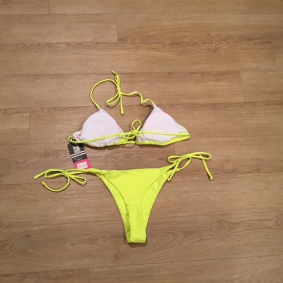 Triangle Tie Side Thong Halter Bikini - Picture 4 of 6